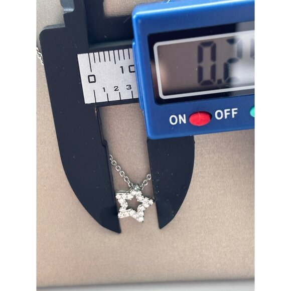 Star-Shaped Pendant Necklace With Rhinestones On Silver Chain - Picture 4 of 5